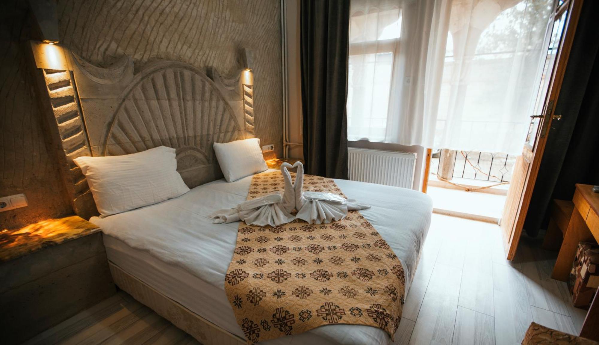 Tulpar Hotel ウルギュップ エクステリア 写真