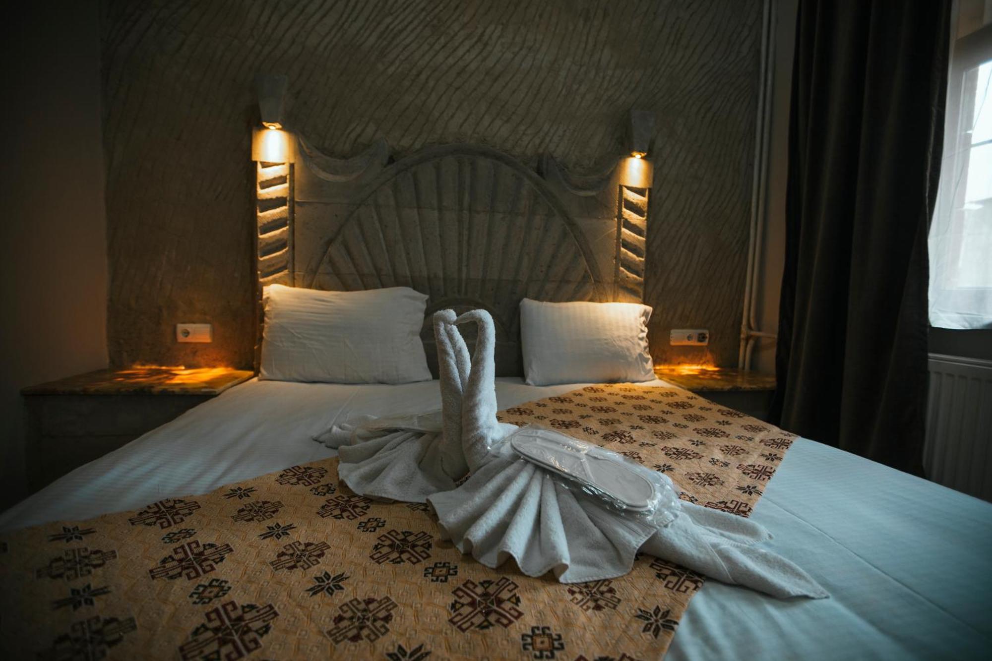 Tulpar Hotel ウルギュップ エクステリア 写真
